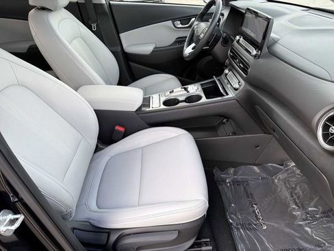Certified 2023 Hyundai Kona Limited image 23