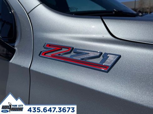 Used 2025 Chevrolet Suburban Z71 AWD/4WD image 10