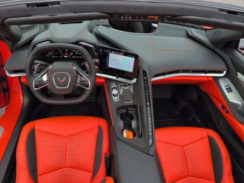 Used 2025 Chevrolet Corvette Stingray Premium Conv image 20