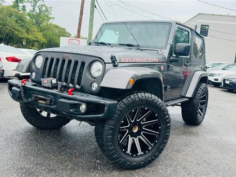 Used 2018 Jeep Wrangler Rubicon AWD/4WD image 3