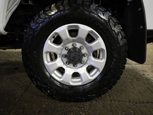 Used 2024 Ford F350 XLT w/ FX4 Off-Road Package AWD/4WD image 33