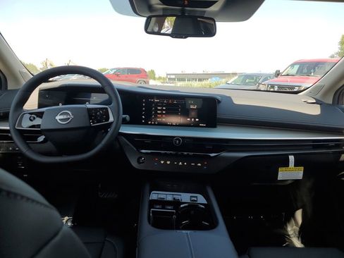 New 2025 Nissan Murano SL image 5