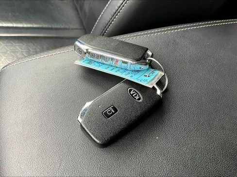 Used 2021 Kia Sorento EX FWD image 36