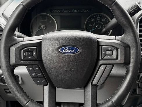 Used 2017 Ford F150 XLT w/ Equipment Group 302A Luxury AWD/4WD image 18