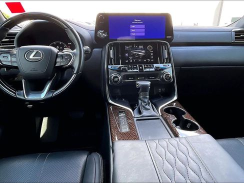 Used 2023 Lexus LX 600 4WD w/ Accessory Package (Z1) image 16