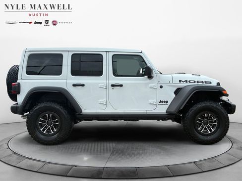 New 2026 Jeep Wrangler Unlimited Rubicon 392 image 17