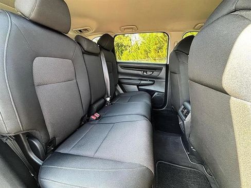 Used 2025 Honda CR-V LX image 41