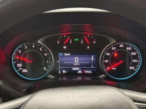 Used 2020 Chevrolet Equinox LT image 32