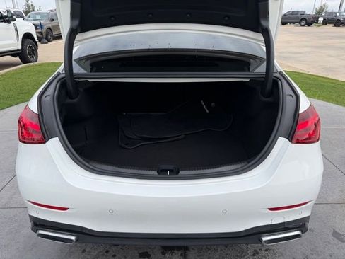 Used 2024 Mercedes-Benz C 300 Sedan image 5
