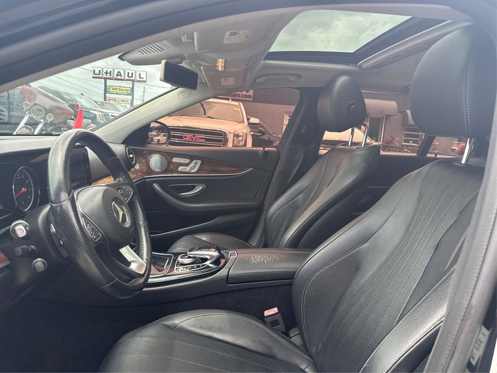 Used 2018 Mercedes-Benz E 300 image 8