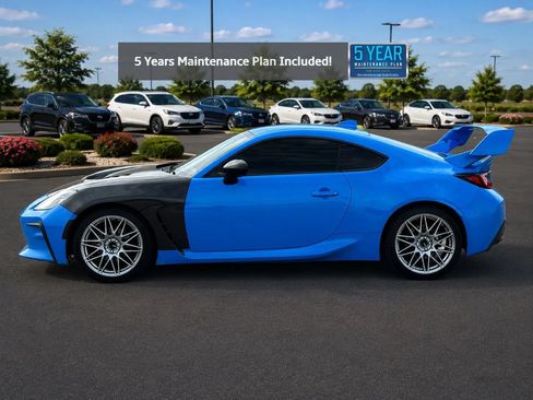 Used 2022 Toyota GR86 Premium RWD image 2