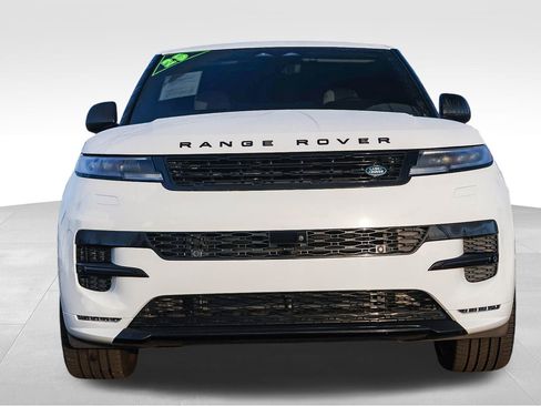 Used 2025 Land Rover Range Rover Sport Dynamic SE image 2