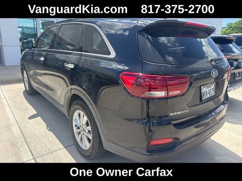 Used 2020 Kia Sorento L image 2
