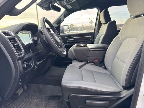 Used 2024 RAM 1500 Big Horn image 26
