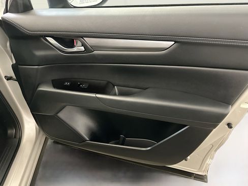 Used 2025 MAZDA CX-5 AWD 2.5 S w/ Select Package image 33