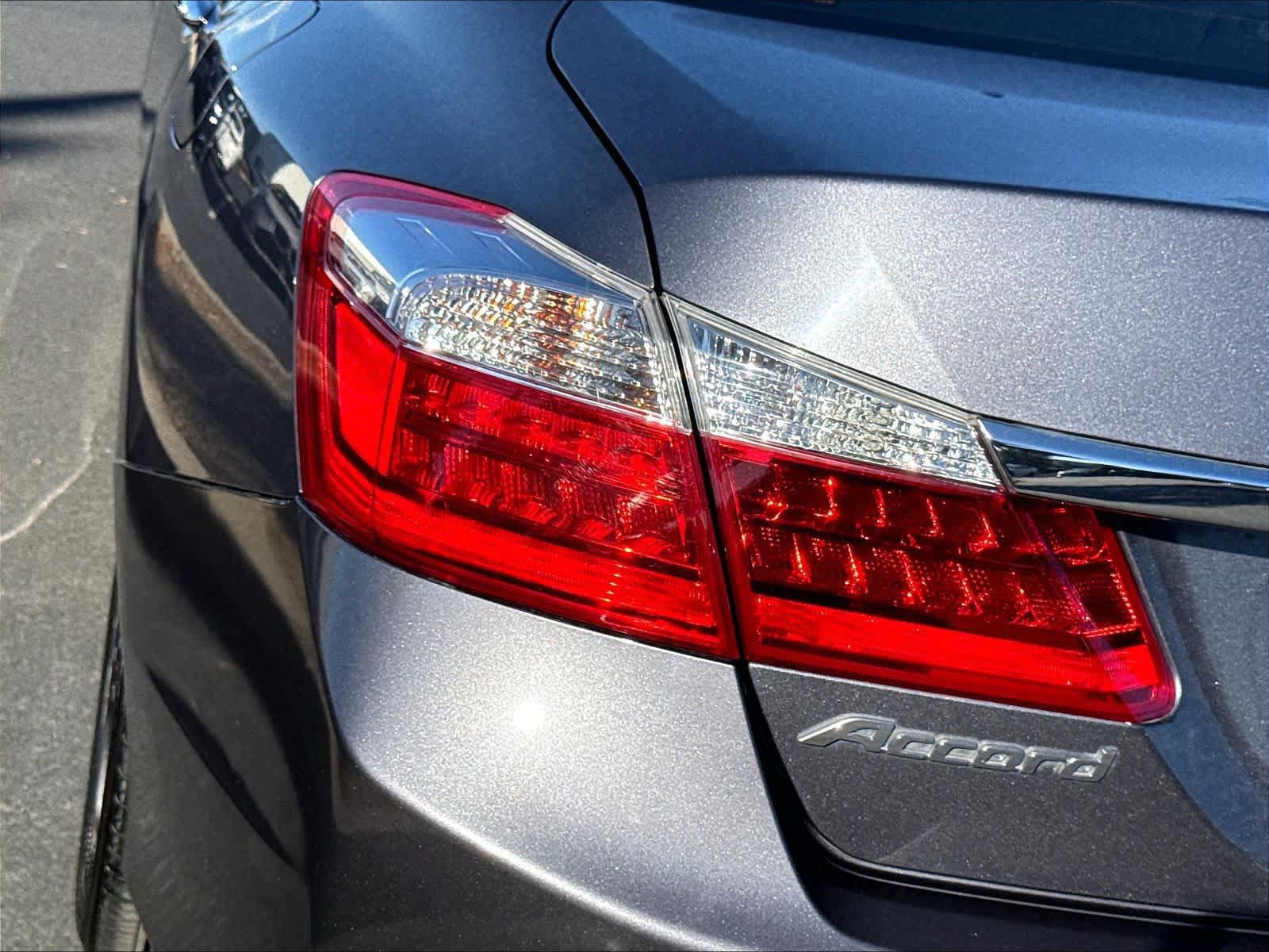 Used 2013 Honda Accord EX-L image 26