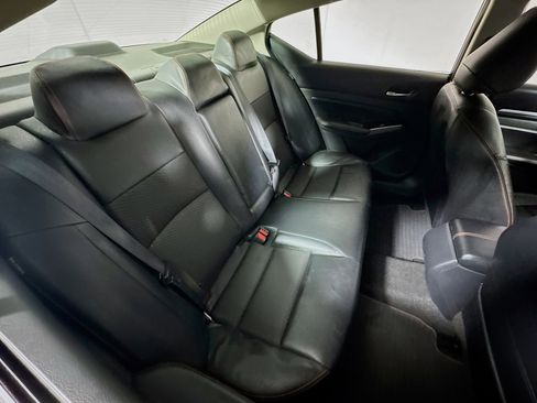 Used 2025 Nissan Altima 2.5 SR image 24