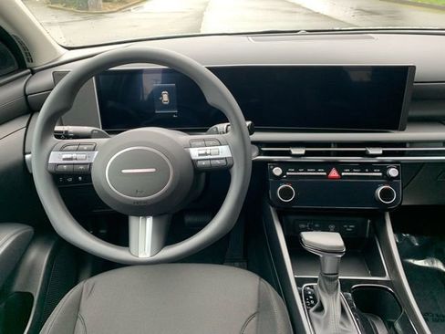 New 2026 Hyundai Tucson SEL image 16