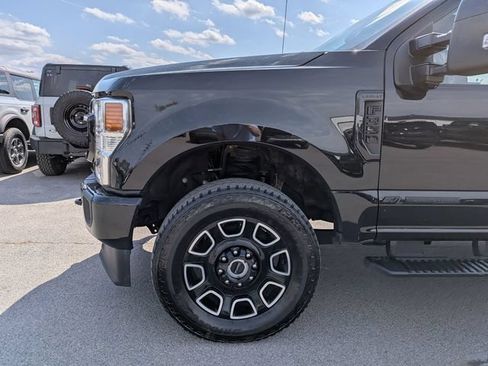 Used 2022 Ford F350 Lariat AWD/4WD image 23