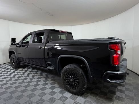 Used 2023 Chevrolet Silverado 2500 LTZ w/ LTZ Plus Package image 3