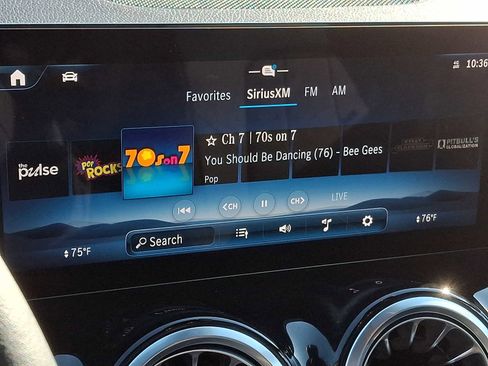 Used 2026 Mercedes-Benz GLB 250 4MATIC image 14