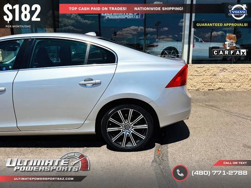 Used 2018 Volvo S60 T5 Inscription Platinum w/ Climate Package image 19
