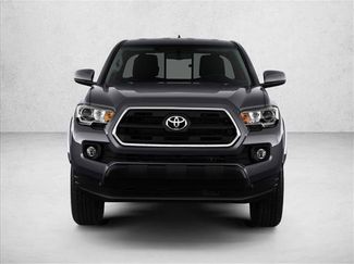 Used 2016 Toyota Tacoma TRD Off-Road video 2