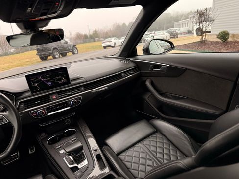 Used 2019 Audi S4 Premium Plus w/ Premium Plus Package image 42