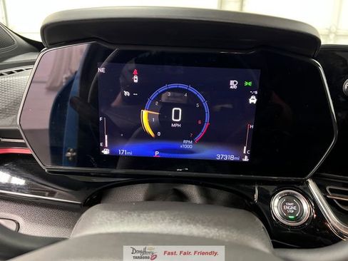 Used 2025 Chevrolet Trax RS w/ Driver Confidence Package image 52