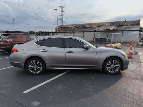 Used 2013 INFINITI M37 w/ Premium Pkg RWD image 7