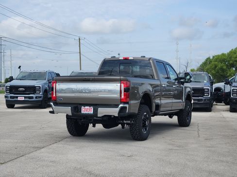 New 2026 Ford F350 King Ranch w/ Tremor Off-Road Package AWD/4WD image 4
