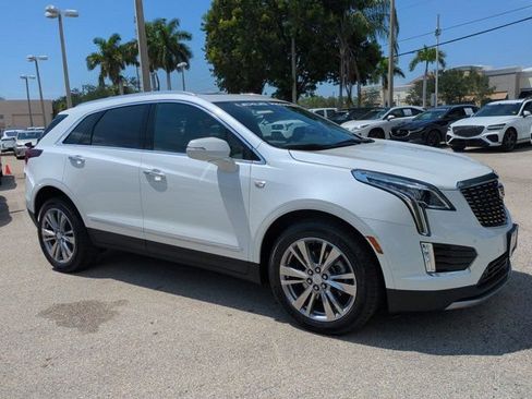 Used 2024 Cadillac XT5 Premium Luxury w/ LPO, Floor Liner Package AWD/4WD image 1