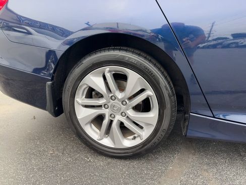 Used 2020 Honda Accord LX image 9