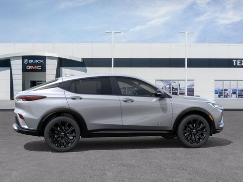 New 2026 Buick Envista Sport Touring image 6