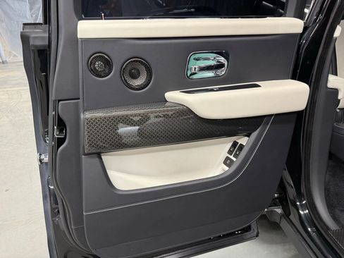 Used 2022 Rolls-Royce Cullinan Black Badge w/ Dark Exterior Package image 59