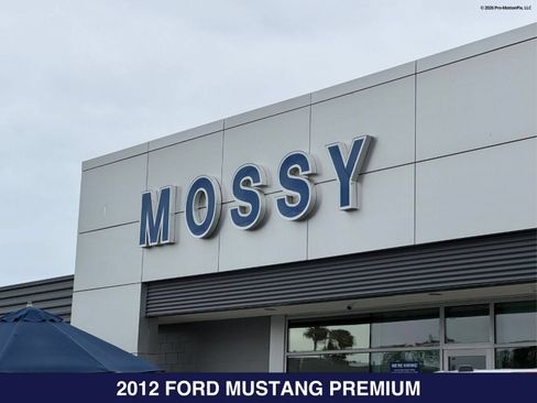 Used 2012 Ford Mustang Premium RWD image 5