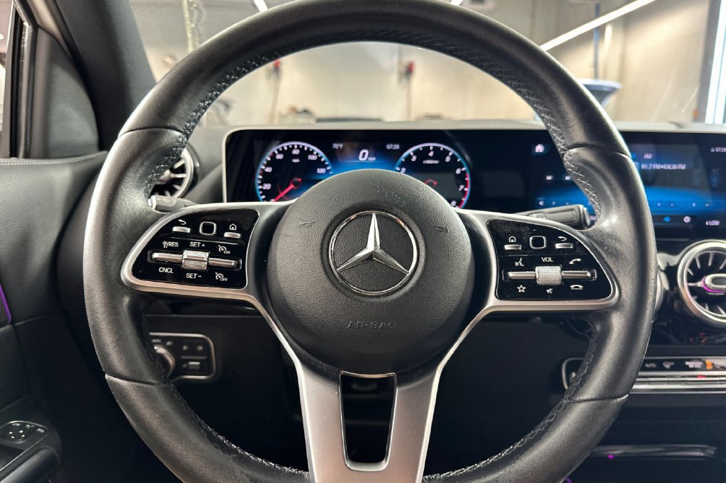 Used 2021 Mercedes-Benz GLA 250 image 26
