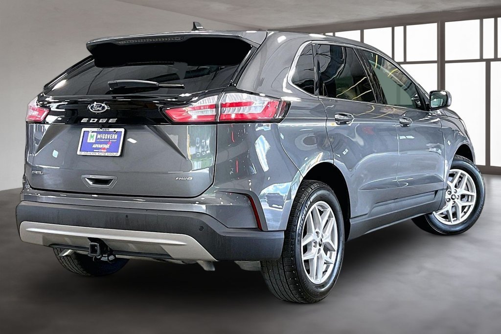 Used 2024 Ford Edge SEL w/ Convenience Package AWD/4WD image 7