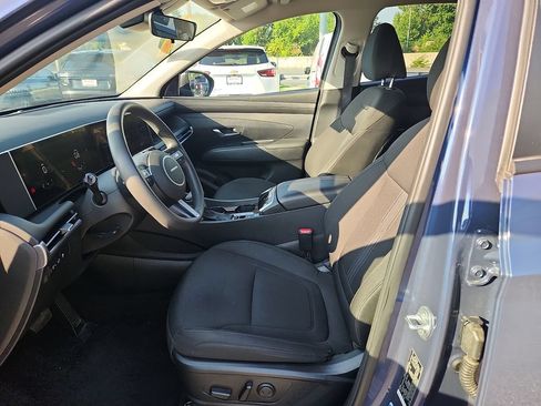 Used 2025 Hyundai Tucson SEL AWD/4WD image 13