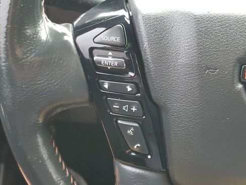 Used 2022 Nissan Frontier Pro-X image 17