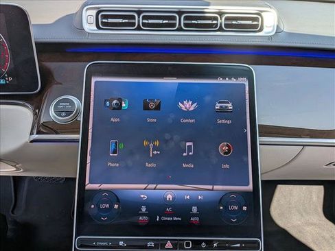 Certified 2024 Mercedes-Benz S 580 4MATIC Sedan image 14