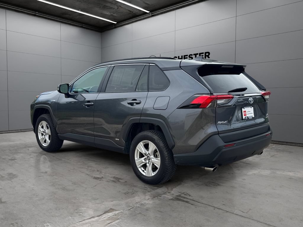 Certified 2021 Toyota RAV4 XLE w/ Convenience Package AWD/4WD image 3