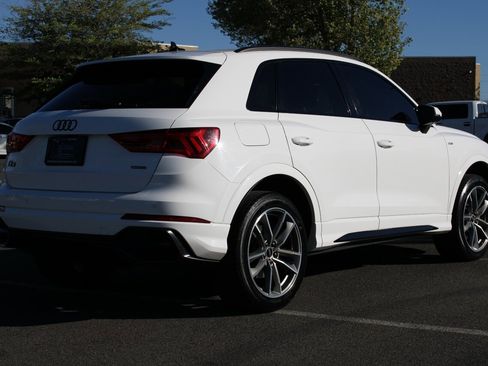 Used 2022 Audi Q3 2.0T Premium Plus w/ Premium Plus Package AWD/4WD image 7