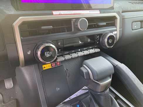 New 2025 Toyota Tacoma Limited AWD/4WD image 21