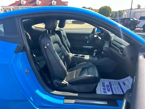 Used 2024 Ford Mustang Premium image 10