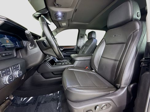 Used 2025 GMC Sierra 3500 Denali w/ Denali Reserve Package image 22