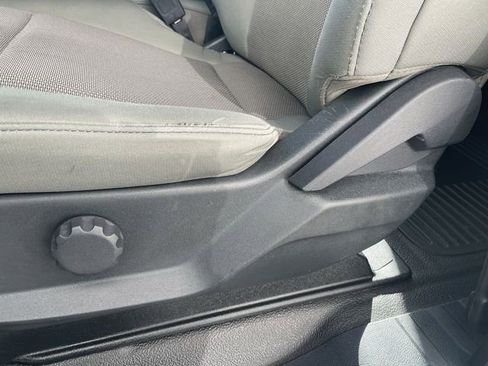 Used 2022 Ford F250 XL w/ Power Equipment Group image 12