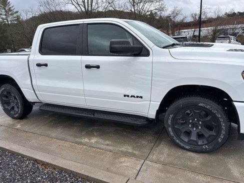 New 2026 RAM 1500 Express AWD/4WD image 3