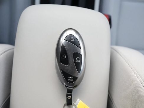 Certified 2026 Hyundai Kona SE AWD/4WD image 36