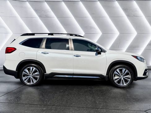 Used 2019 Subaru Ascent Touring w/ Popular Package #2 AWD/4WD image 4